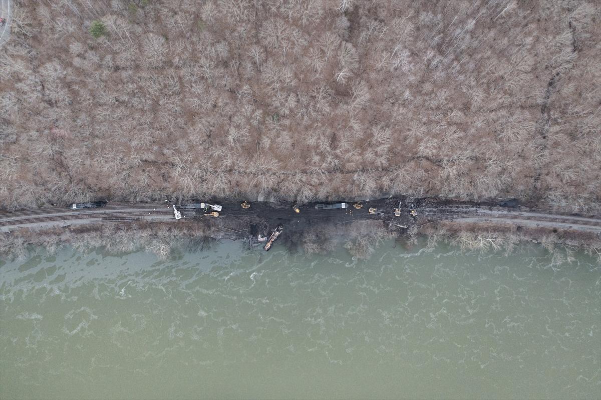 ABD'de tren kazası! 3 kişinin yaralandığı kazanın şiddeti gözler önüne serildi