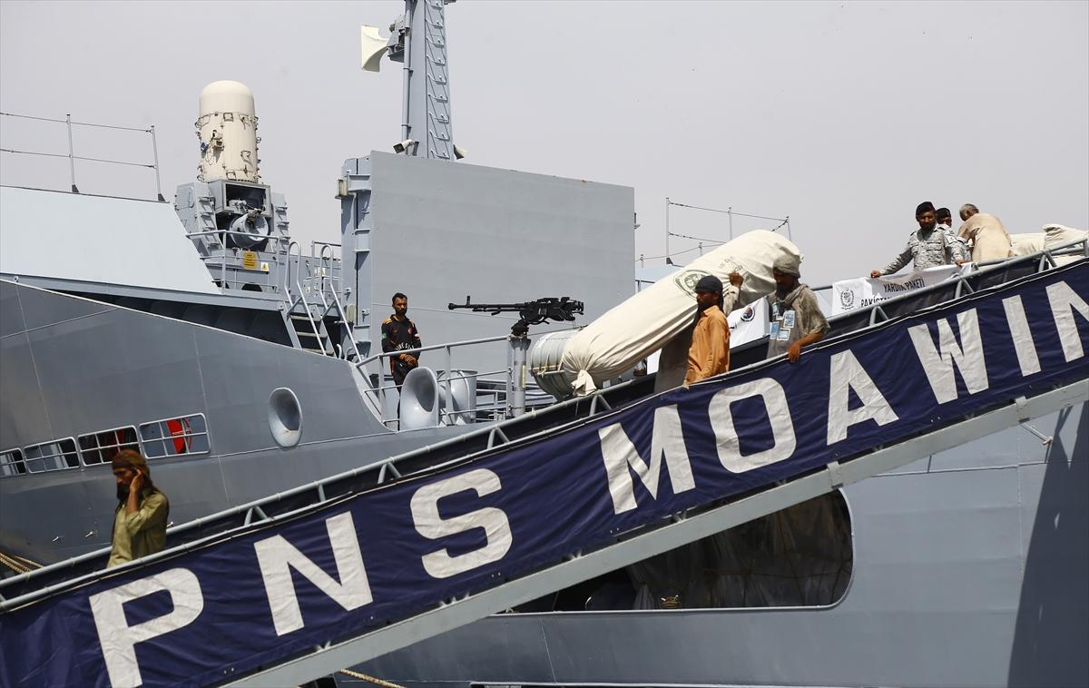 Türkiye'ye yardım devam ediyor! Pakistan 3. gemiyi de yola çıkarttı