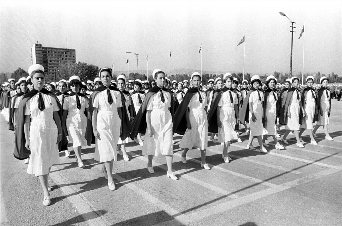 Dünden bugüne sağlık çalışanları...