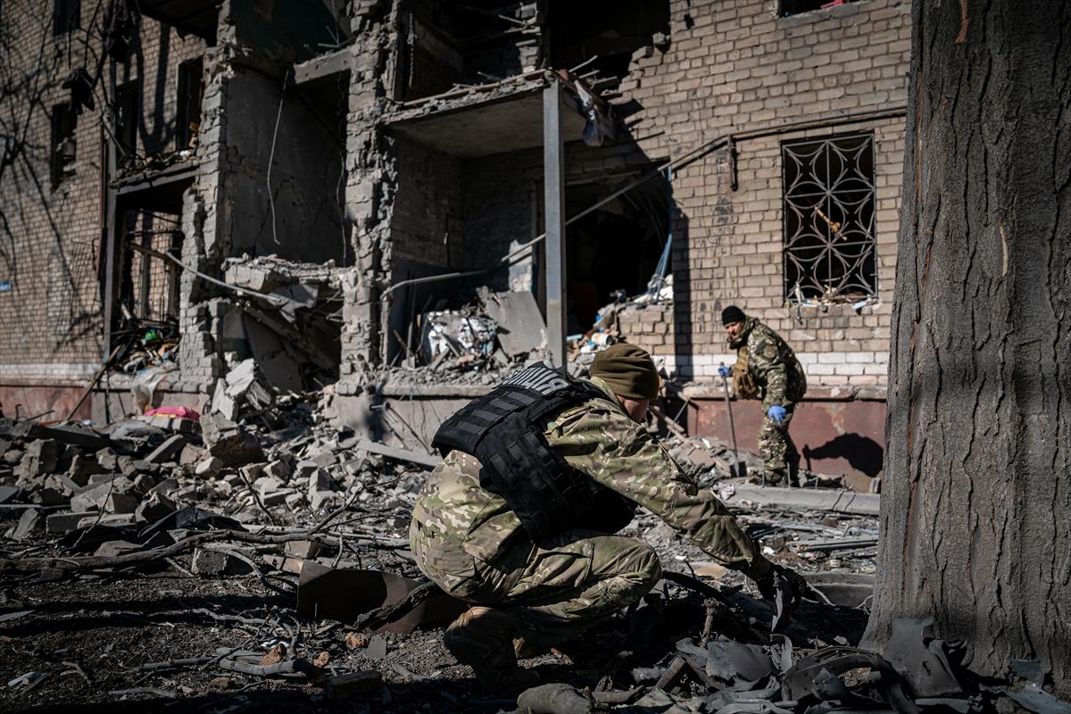 Rusya yine füzeyle saldırdı! Binlerce bina yıkıldı, bir kişi yaşamını yitirdi