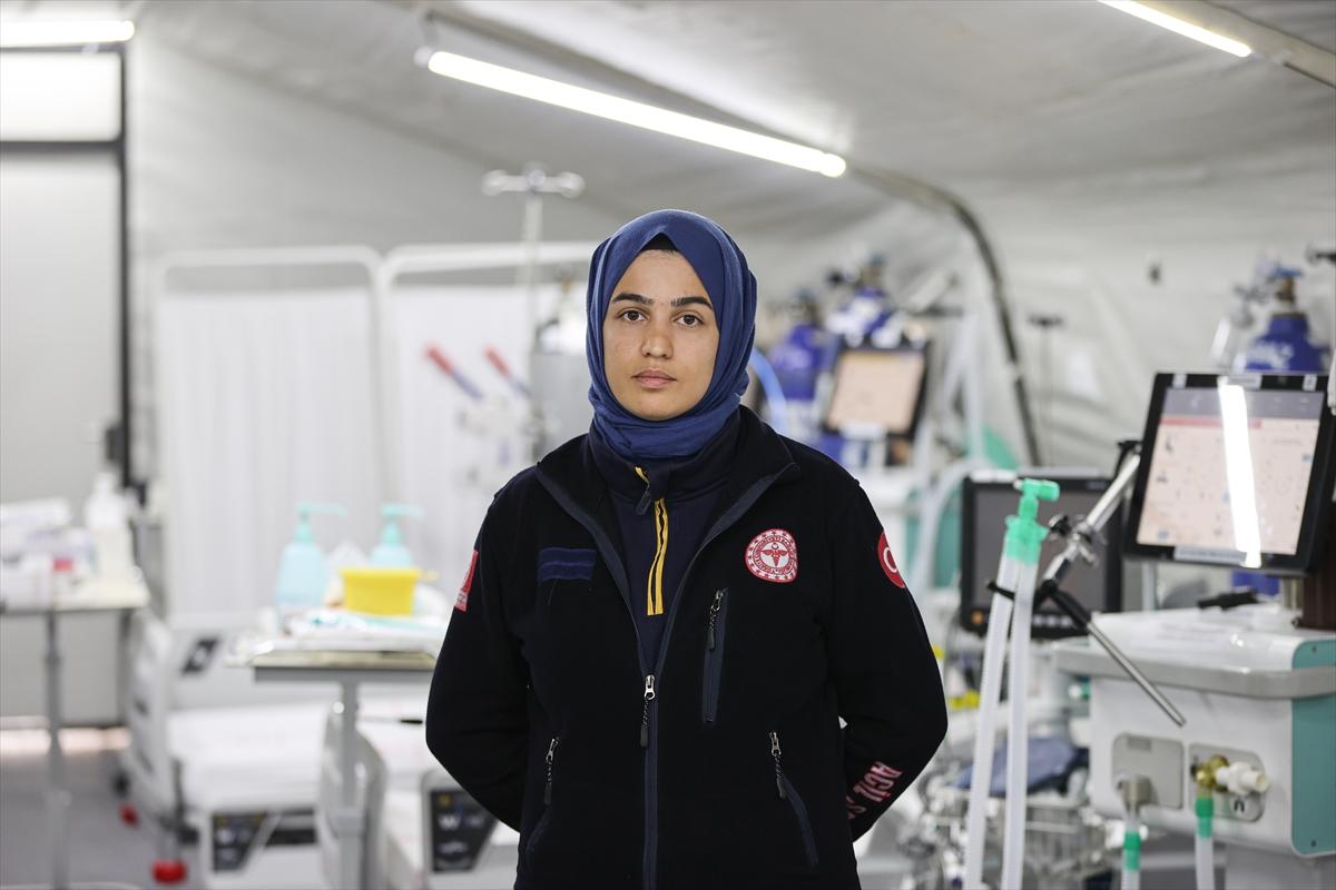 Deprem bölgesinde buruk 14 Mart Tıp Bayramı: İşte fedakar sağlıkçılar