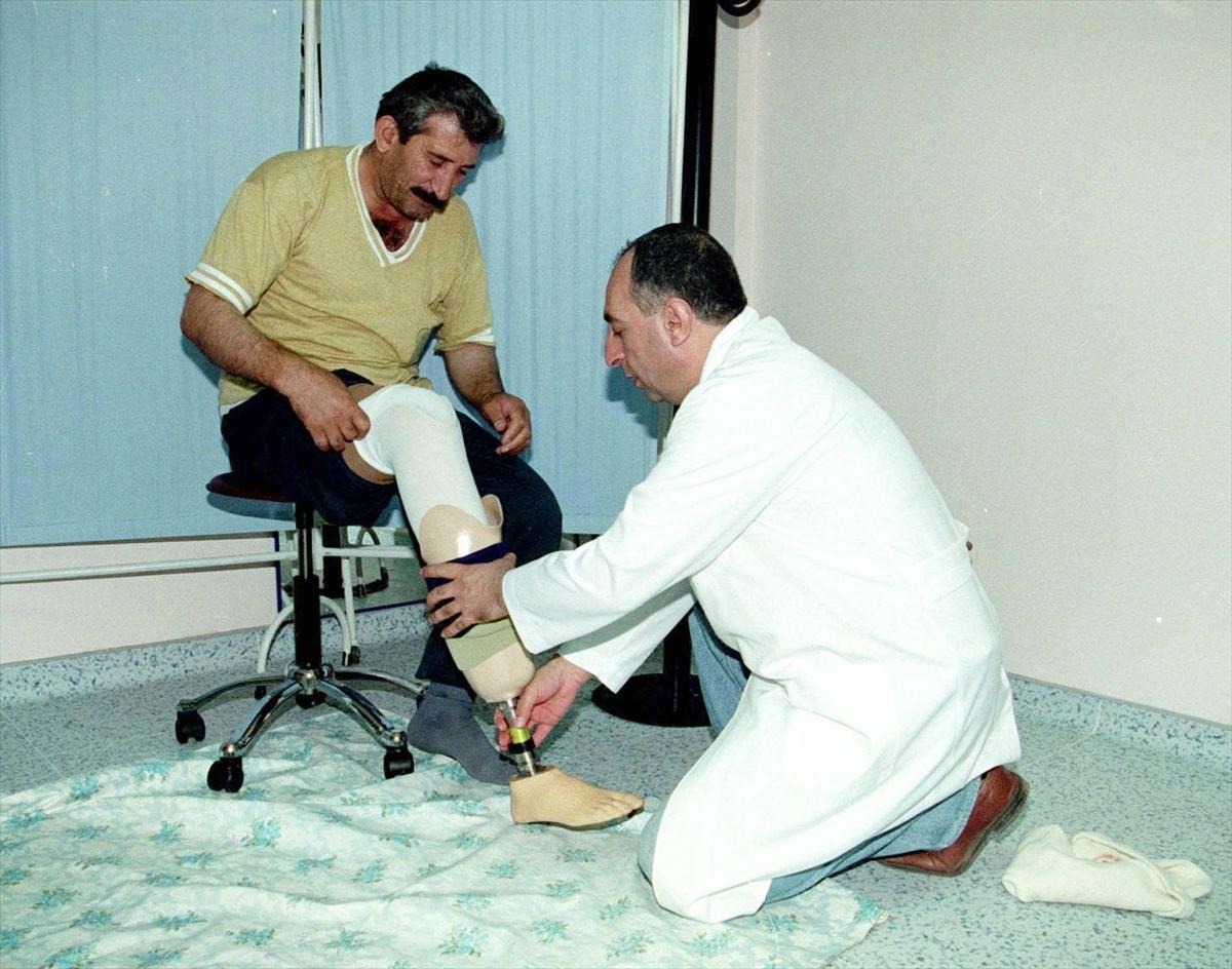 Dünden bugüne sağlık çalışanları...