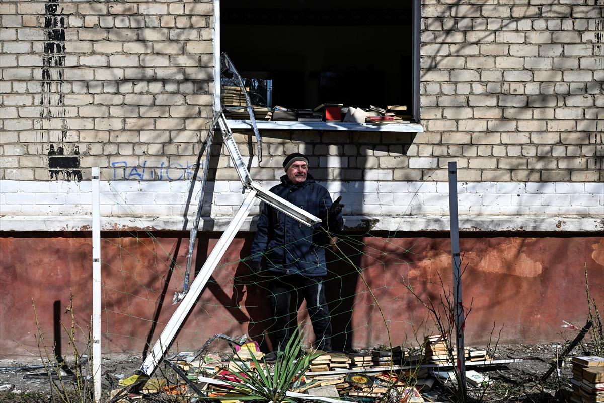 Rusya yine füzeyle saldırdı! Binlerce bina yıkıldı, bir kişi yaşamını yitirdi