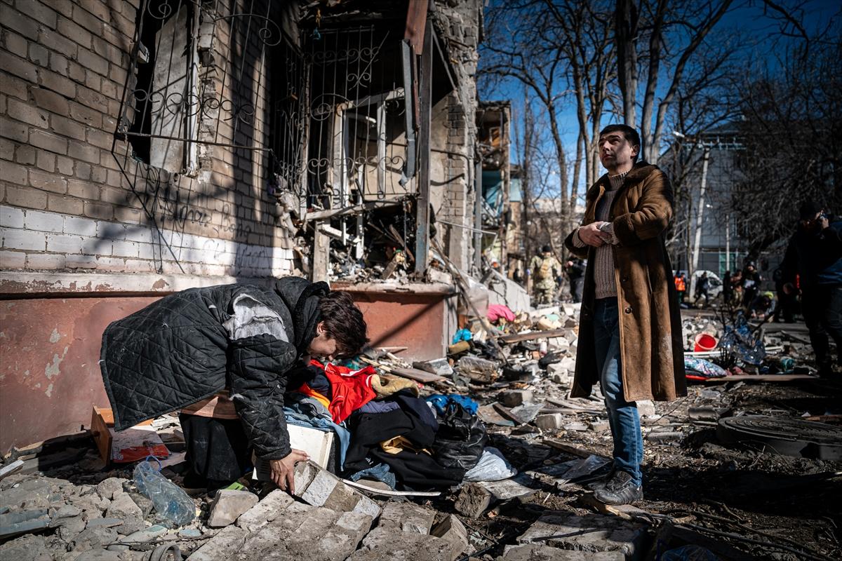 Rusya yine füzeyle saldırdı! Binlerce bina yıkıldı, bir kişi yaşamını yitirdi