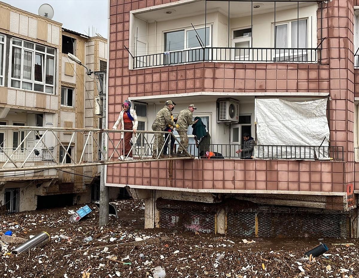 Şanlıurfa'da sel felaketi