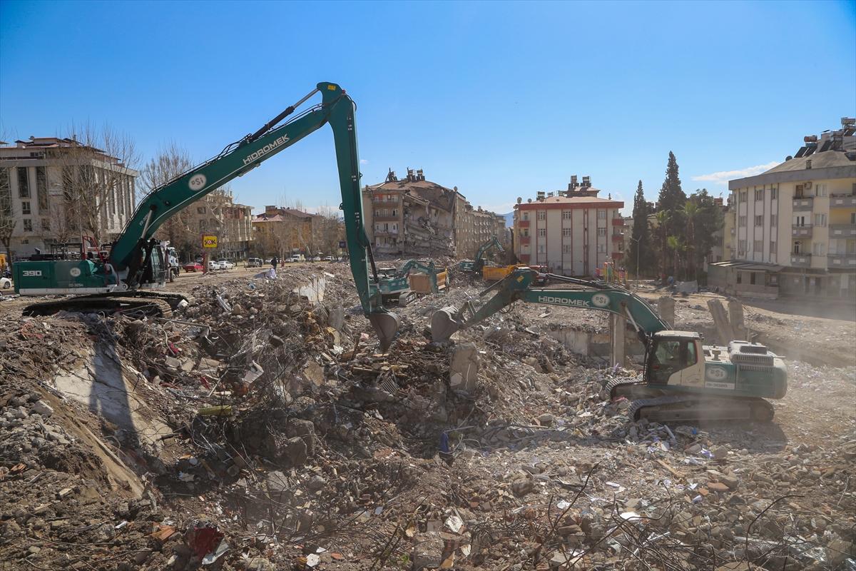 39 gün oldu! Kahramanmaraş'ta depremin izleri siliniyor