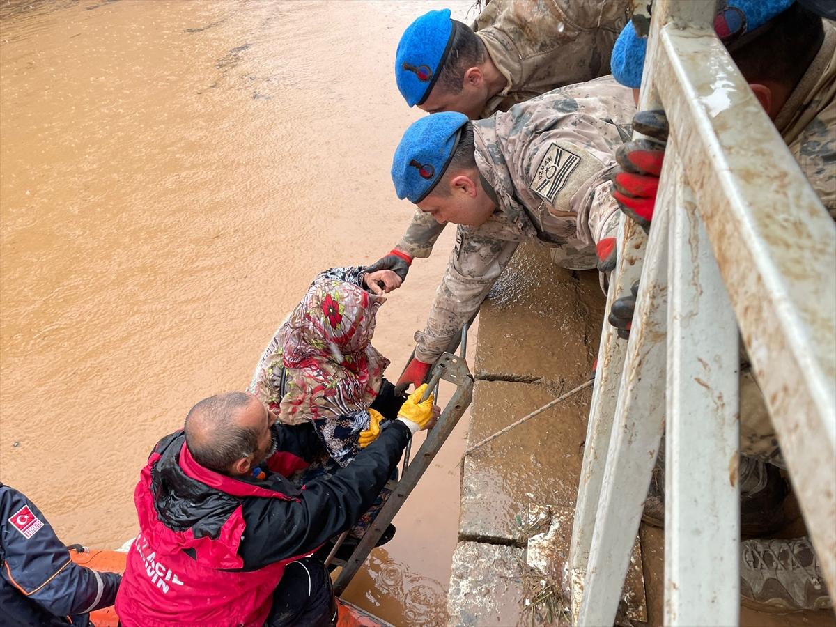 Şanlıurfa'da sel felaketi