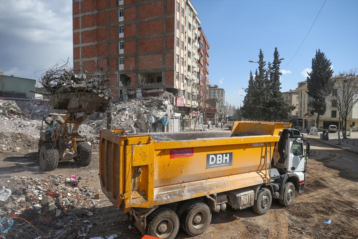 39 gün oldu! Kahramanmaraş'ta depremin izleri siliniyor