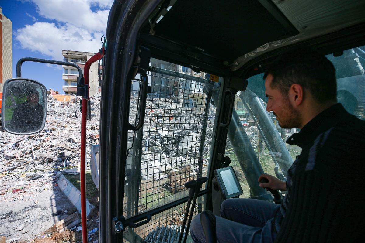39 gün oldu! Kahramanmaraş'ta depremin izleri siliniyor