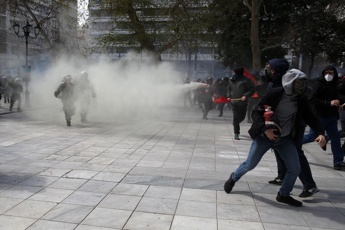Yunanistan bir kez daha karıştı! Tren kazası nedeniyle halk yeniden sokaklara döküldü