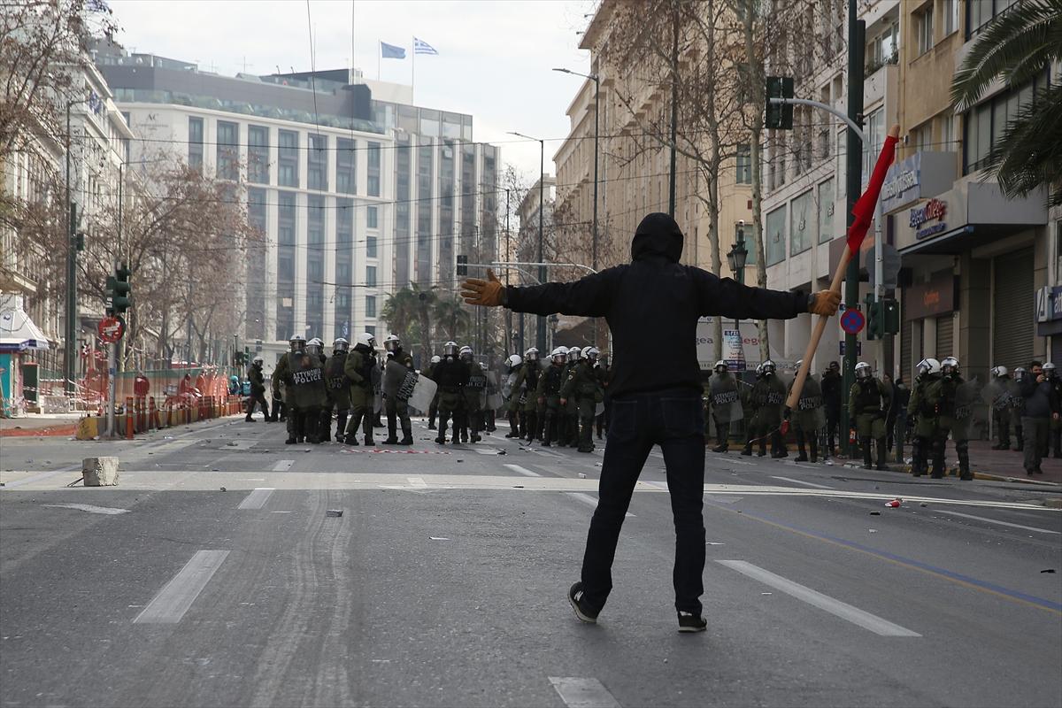Yunanistan bir kez daha karıştı! Tren kazası nedeniyle halk yeniden sokaklara döküldü