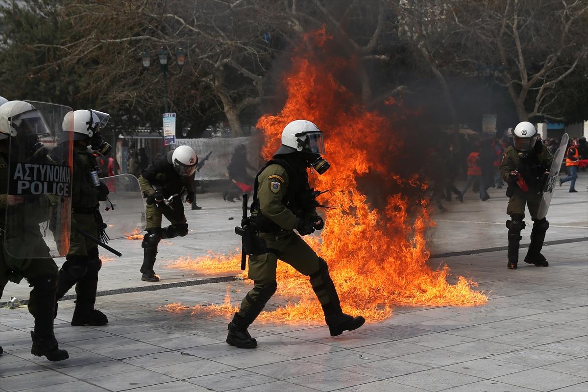 Yunanistan bir kez daha karıştı! Tren kazası nedeniyle halk yeniden sokaklara döküldü