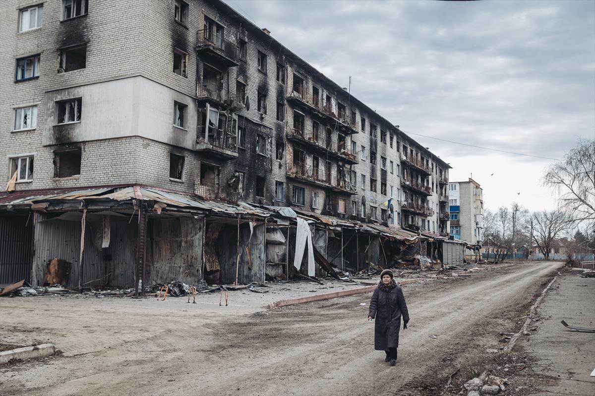 Savaşta tansiyon düşmüyor! Ukraynalı sivillerin bölgeden tahliyesi devam ediyor