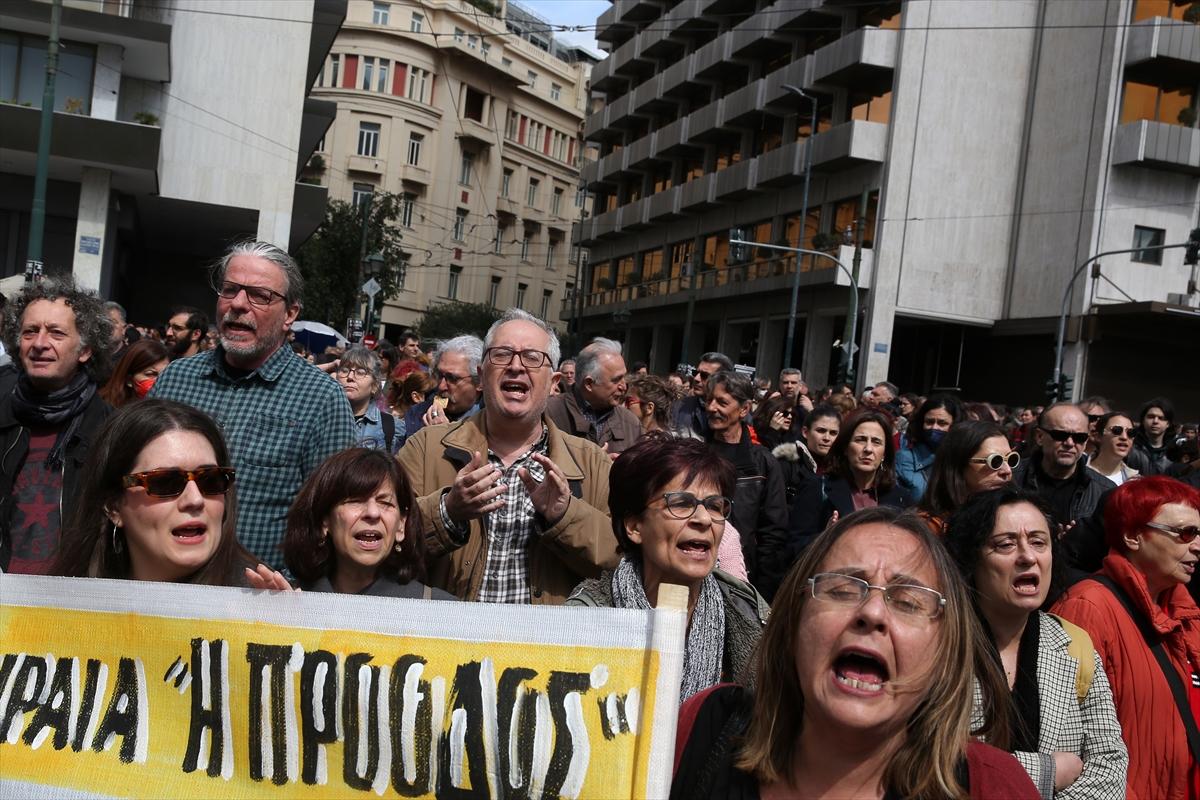 Yunanistan bir kez daha karıştı! Tren kazası nedeniyle halk yeniden sokaklara döküldü