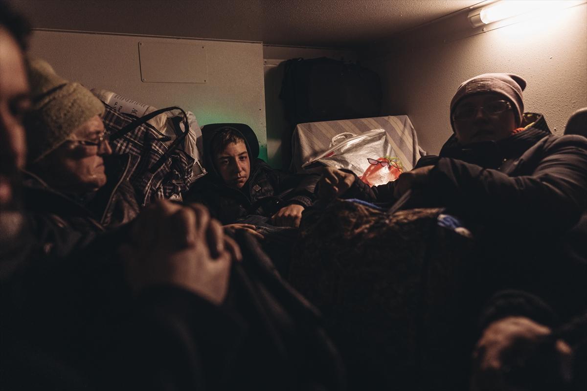 Savaşta tansiyon düşmüyor! Ukraynalı sivillerin bölgeden tahliyesi devam ediyor