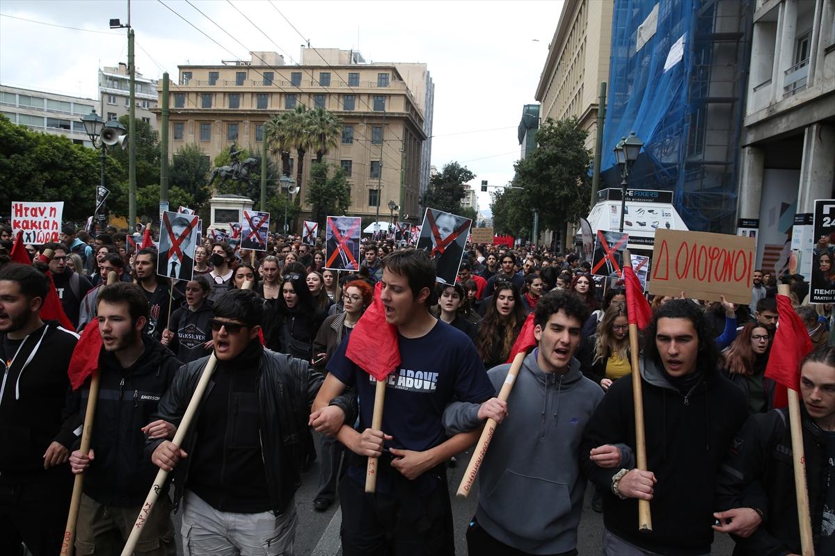Yunanistan bir kez daha karıştı! Tren kazası nedeniyle halk yeniden sokaklara döküldü