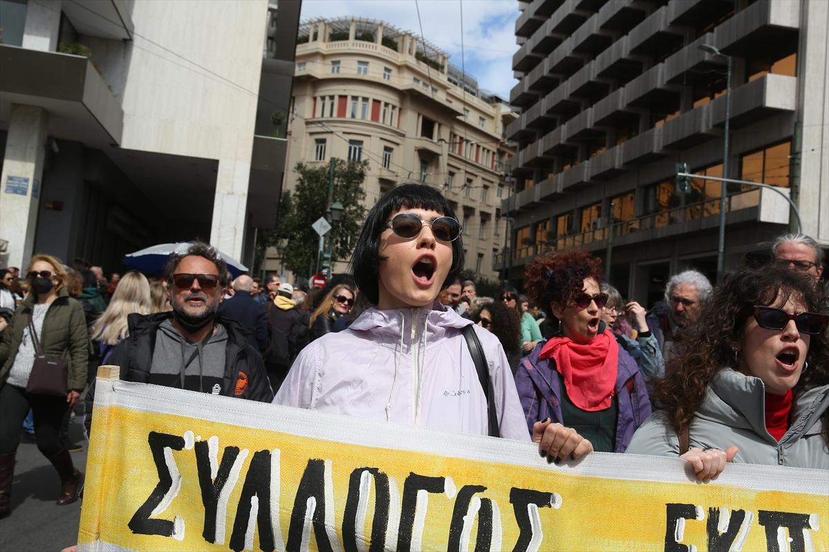Yunanistan bir kez daha karıştı! Tren kazası nedeniyle halk yeniden sokaklara döküldü