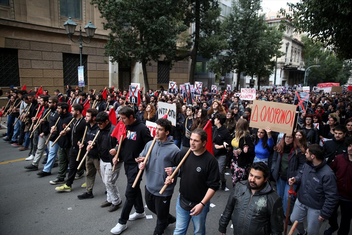 Yunanistan bir kez daha karıştı! Tren kazası nedeniyle halk yeniden sokaklara döküldü