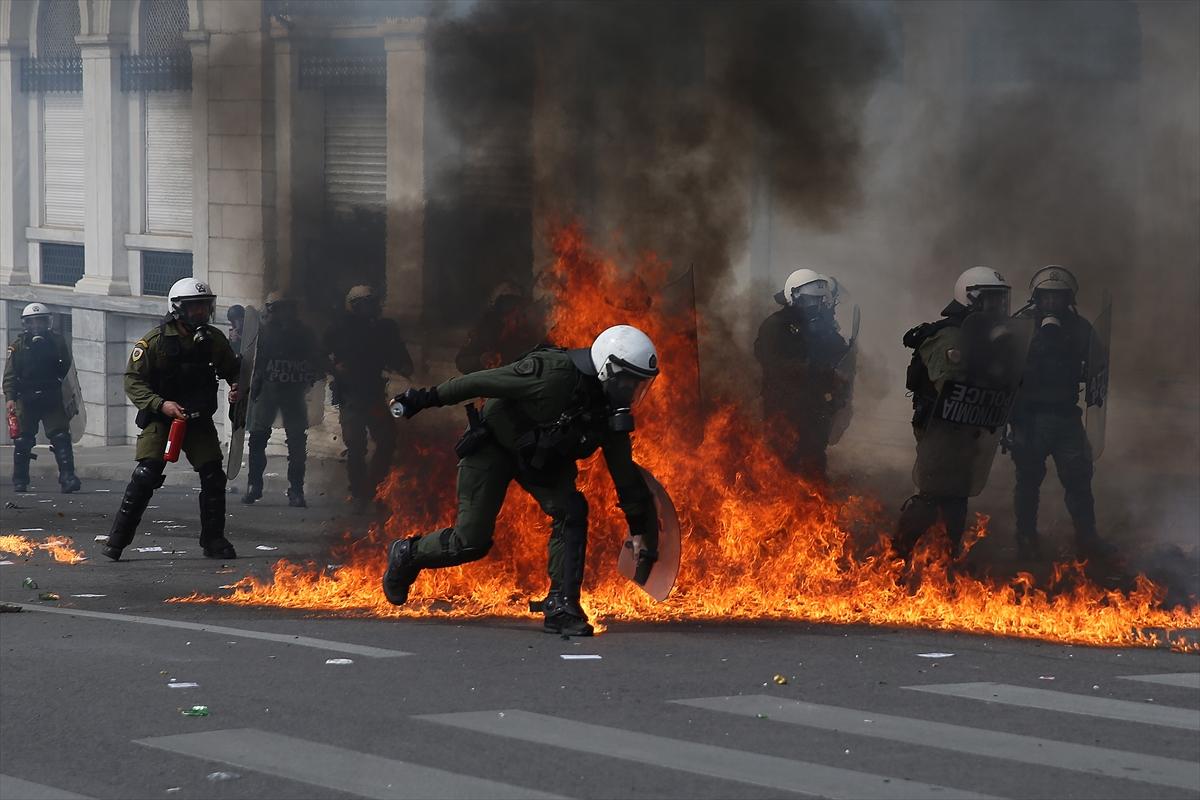Yunanistan bir kez daha karıştı! Tren kazası nedeniyle halk yeniden sokaklara döküldü