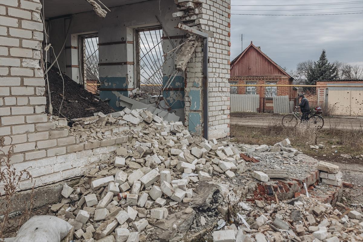 Savaşta tansiyon düşmüyor! Ukraynalı sivillerin bölgeden tahliyesi devam ediyor