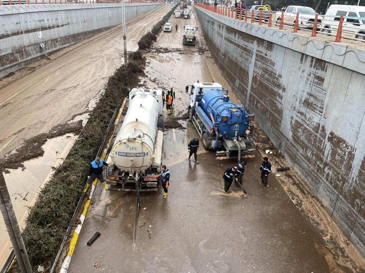 Sel felaketinde 3. gün! Şanlıurfa'da temizlik çalışmaları devam ediyor