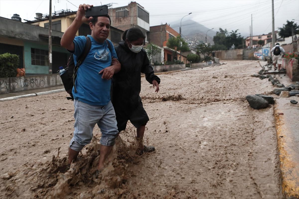 Peru sele teslim oldu! 2 bin 500 kişi evsiz kaldı