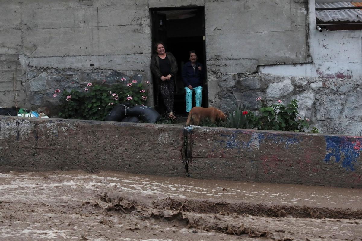 Peru sele teslim oldu! 2 bin 500 kişi evsiz kaldı