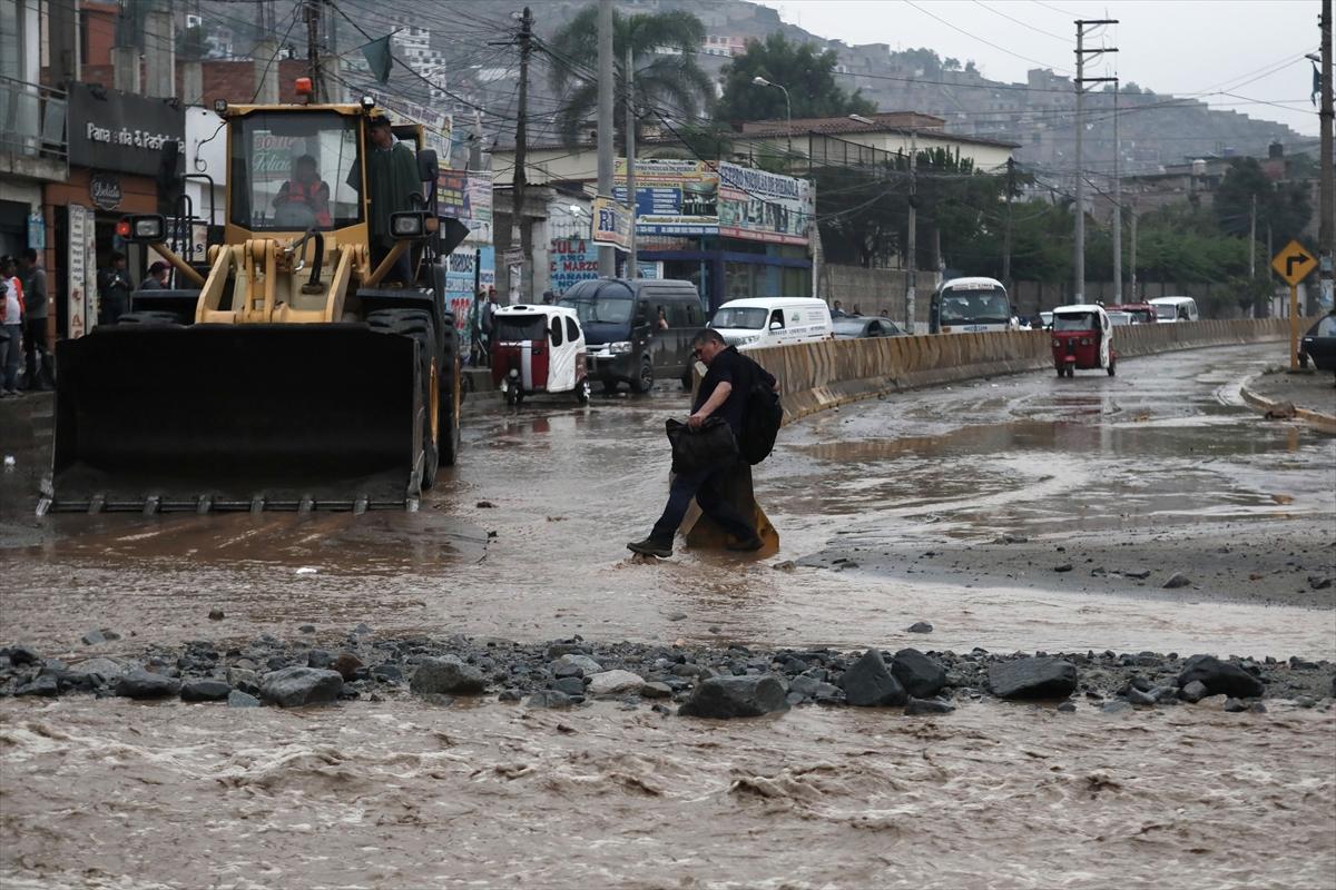 Peru sele teslim oldu! 2 bin 500 kişi evsiz kaldı
