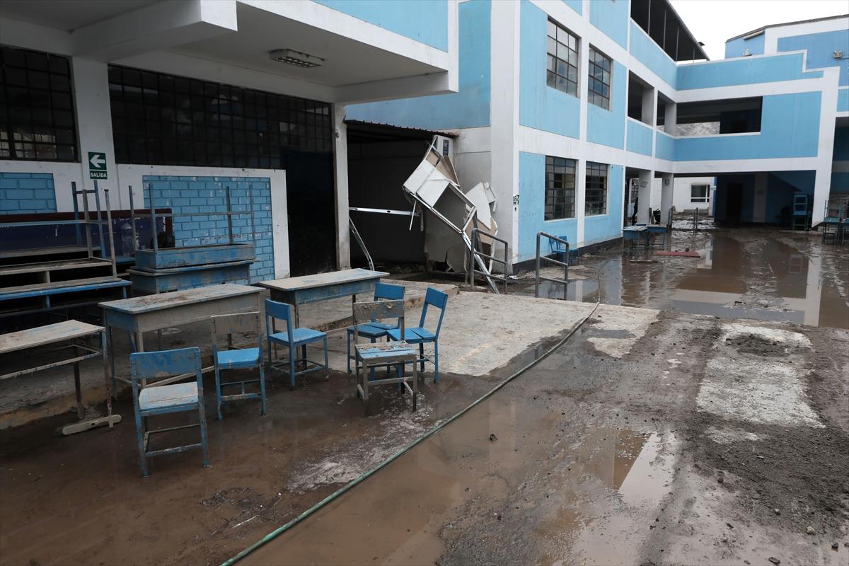 Peru sele teslim oldu! 2 bin 500 kişi evsiz kaldı