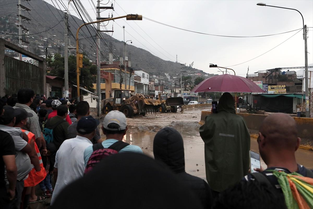 Peru sele teslim oldu! 2 bin 500 kişi evsiz kaldı