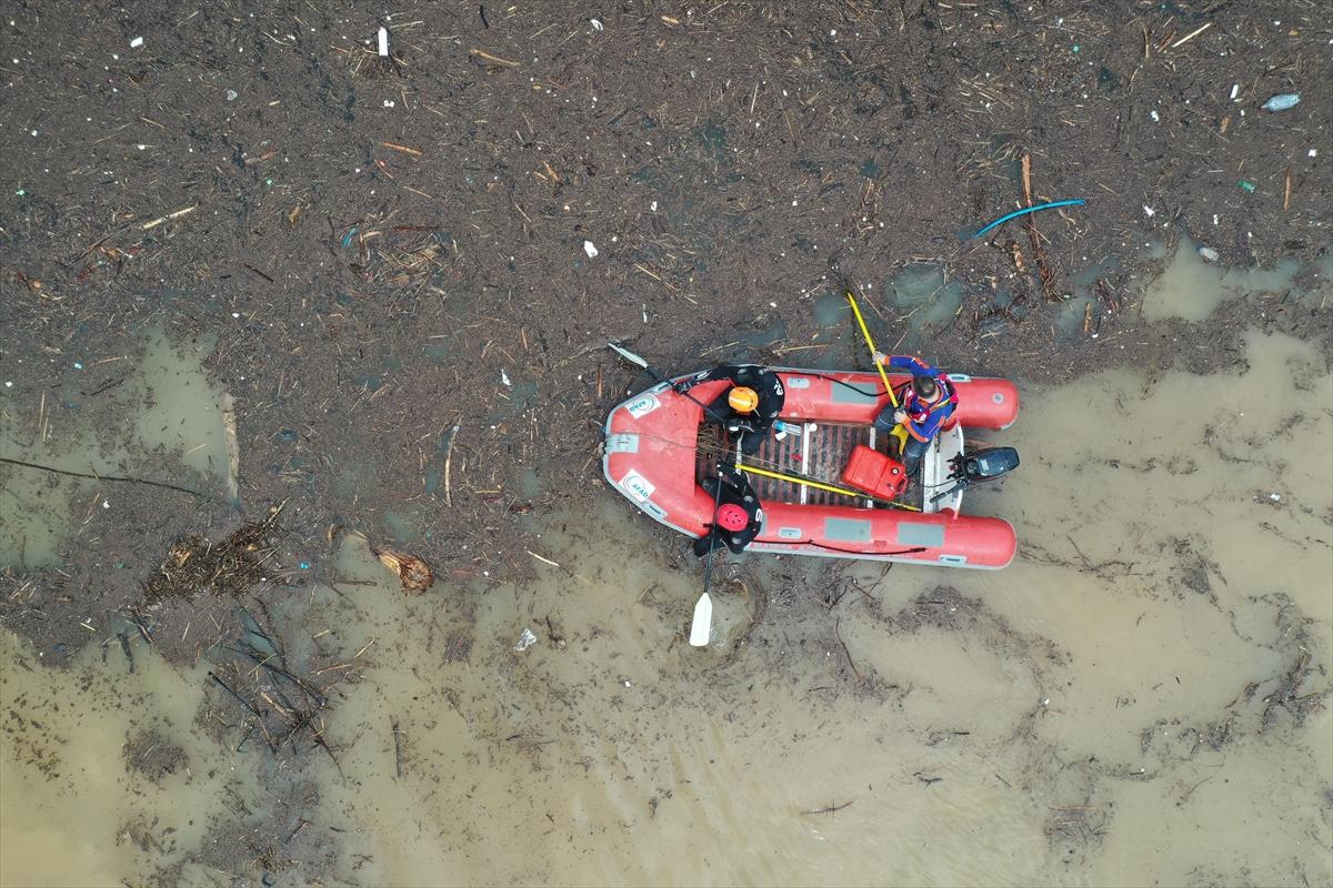 Önce deprem sonra sel! Adıyaman'da 6'ncı günde sele kapılan vatandaşlar aranmaya devam ediyor