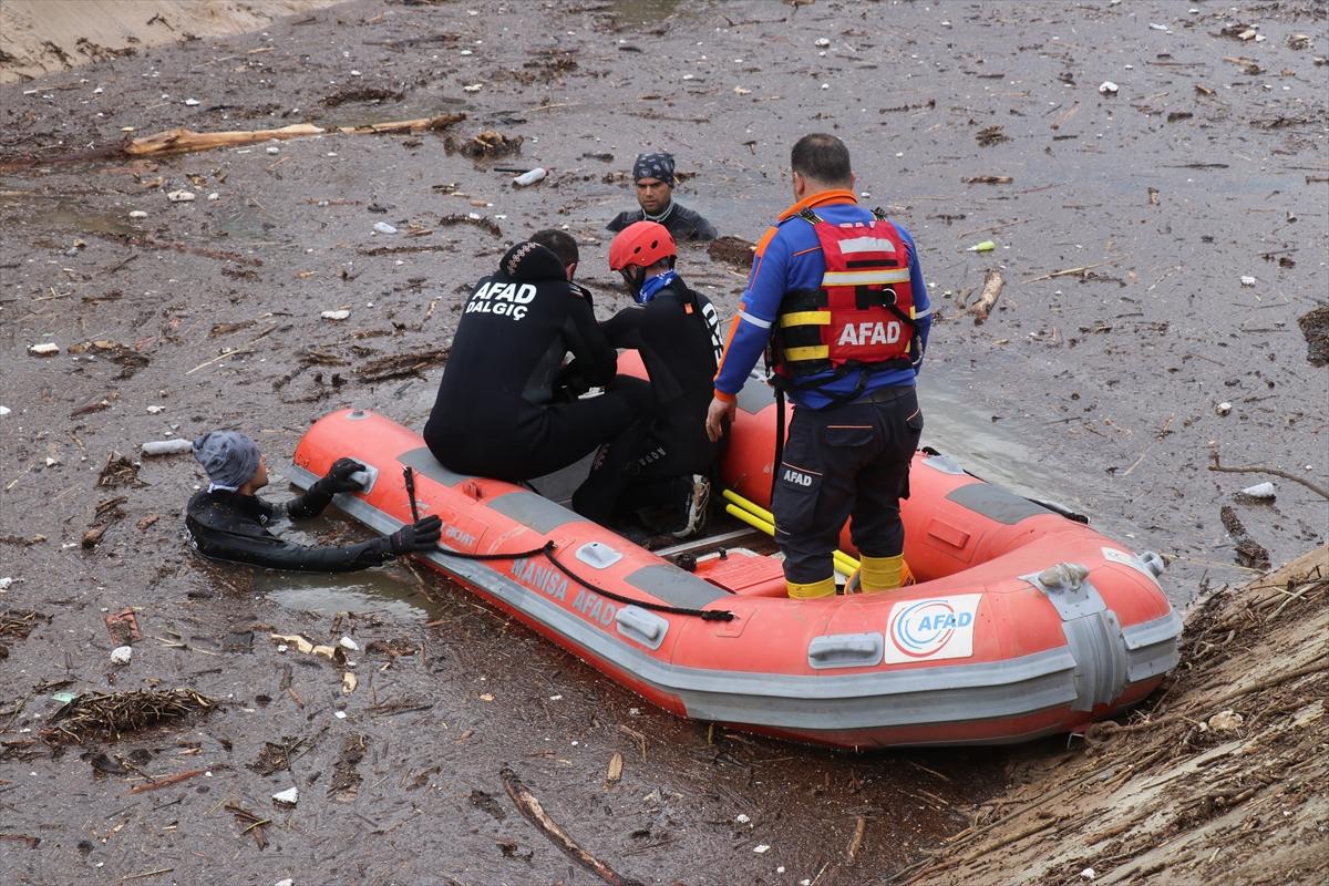 Önce deprem sonra sel! Adıyaman'da 6'ncı günde sele kapılan vatandaşlar aranmaya devam ediyor