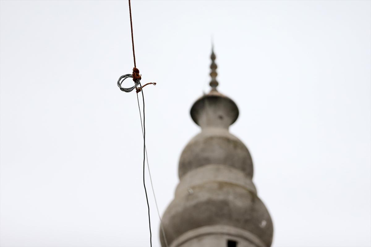 Ulu Camii'nin mahyası asıldı: 'Ramazan biz olmaktır'