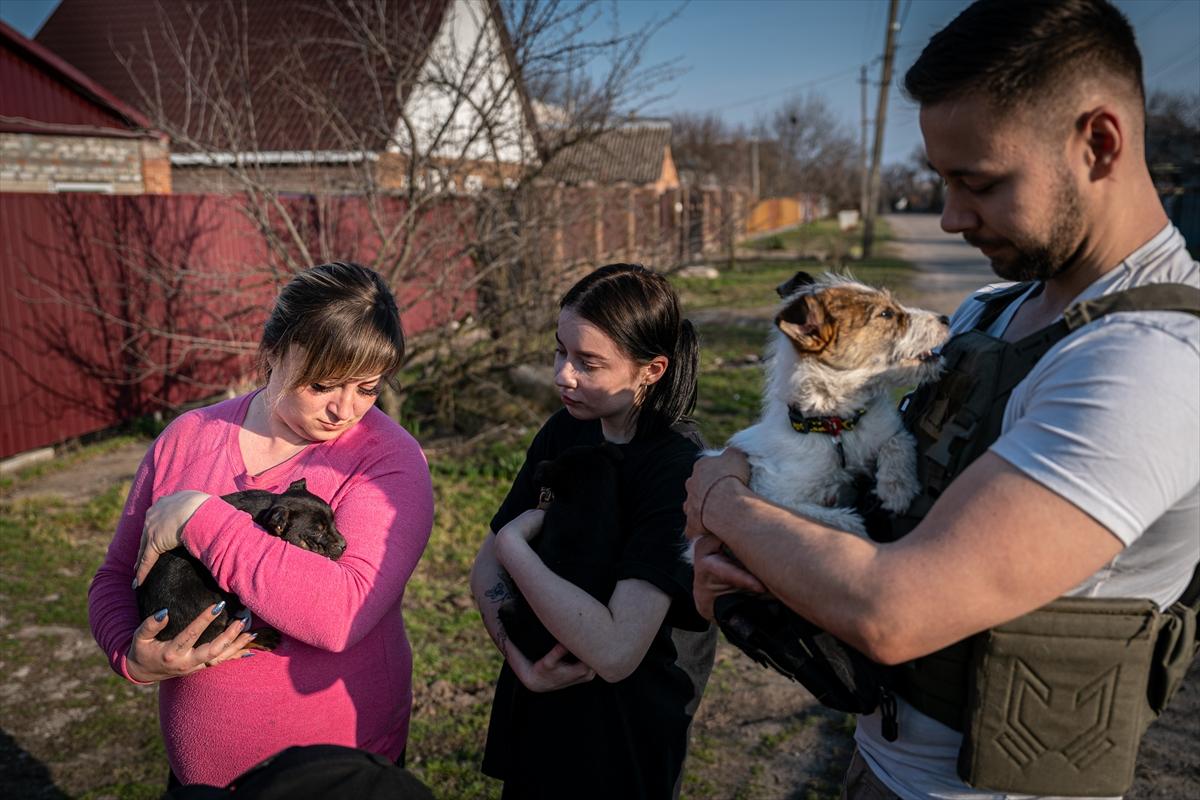 Ukrayana'da savaşın gölgesinde yaşam devam ediyor