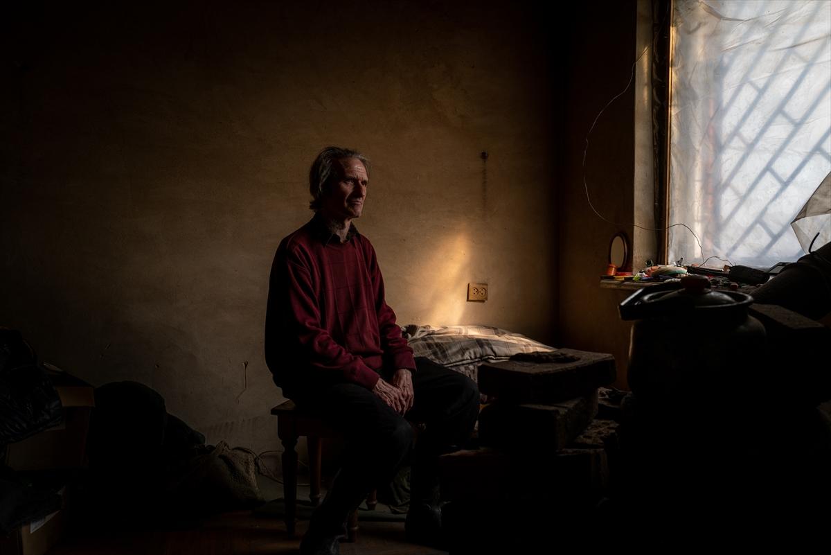 Ukrayana'da savaşın gölgesinde yaşam devam ediyor