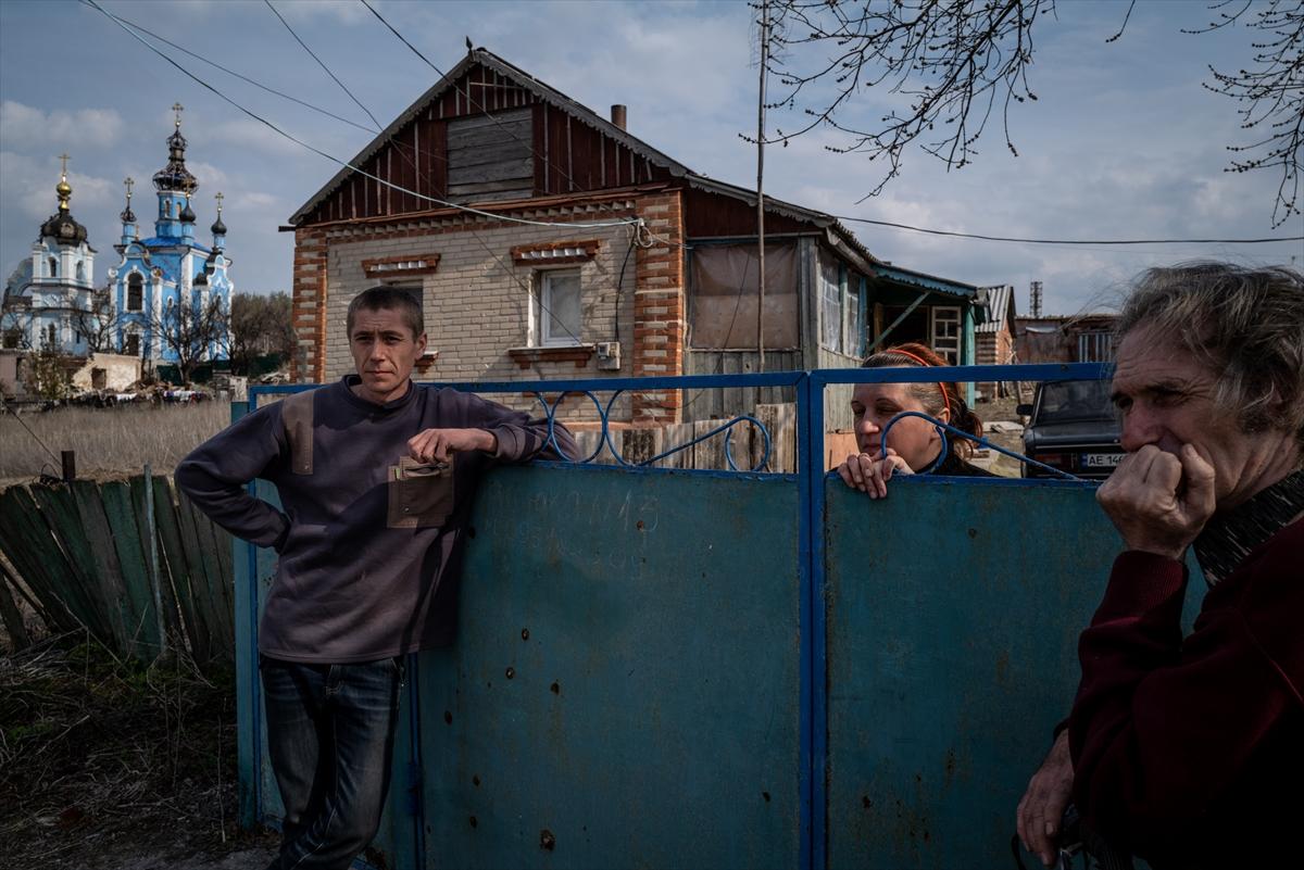 Ukrayana'da savaşın gölgesinde yaşam devam ediyor