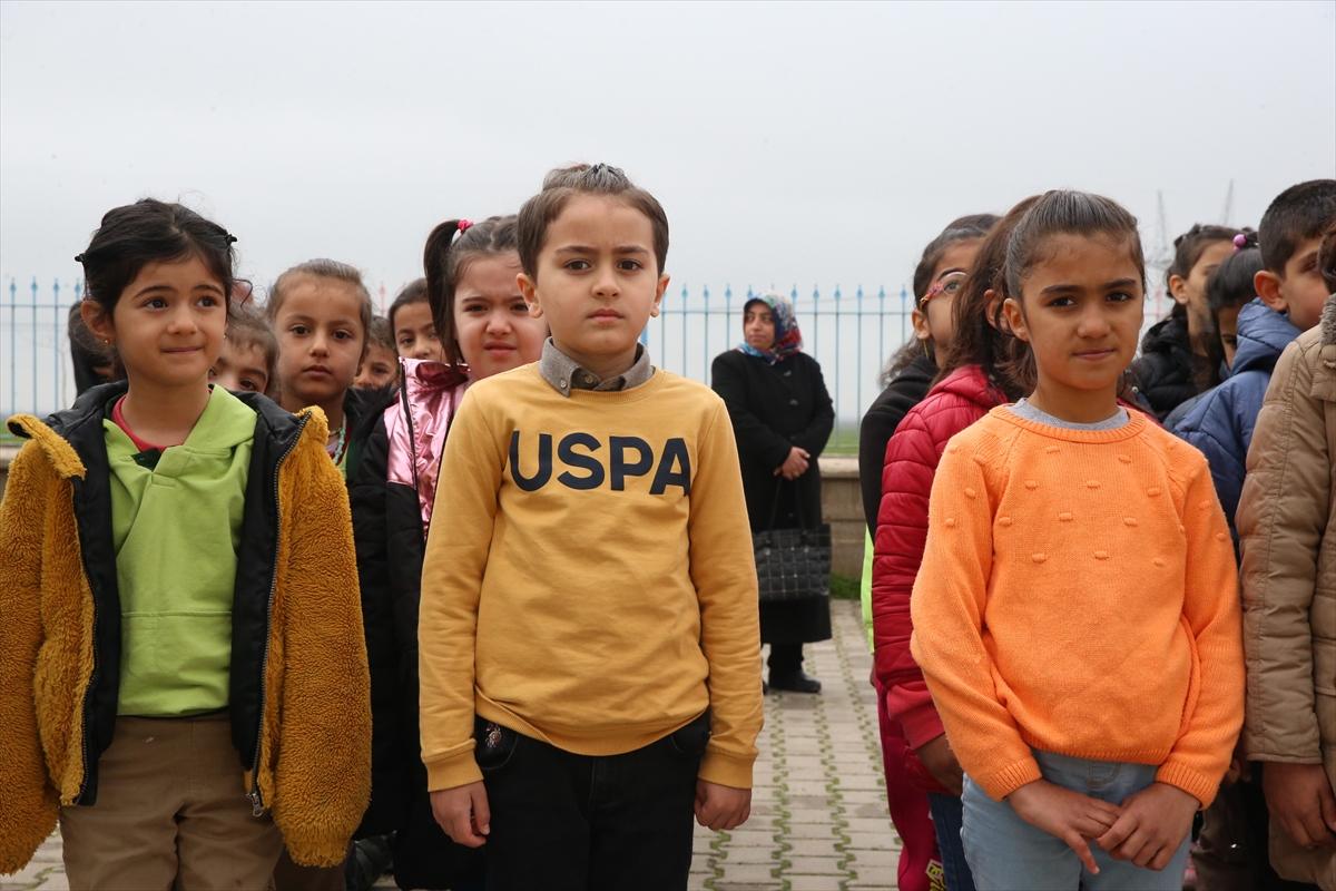 Depremin vurduğu 4 ilde eğitime başlandı: Sevinçler karelere yansıdı