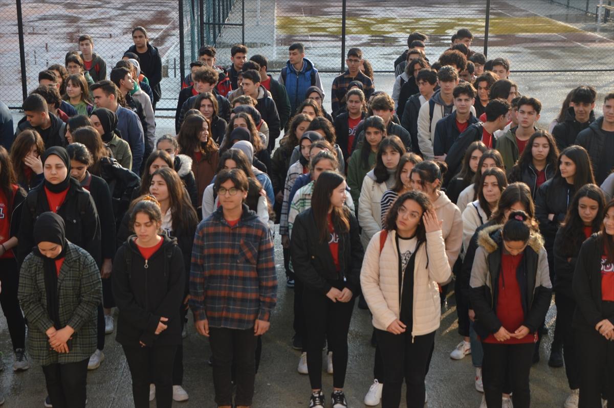 Depremin vurduğu 4 ilde eğitime başlandı: Sevinçler karelere yansıdı