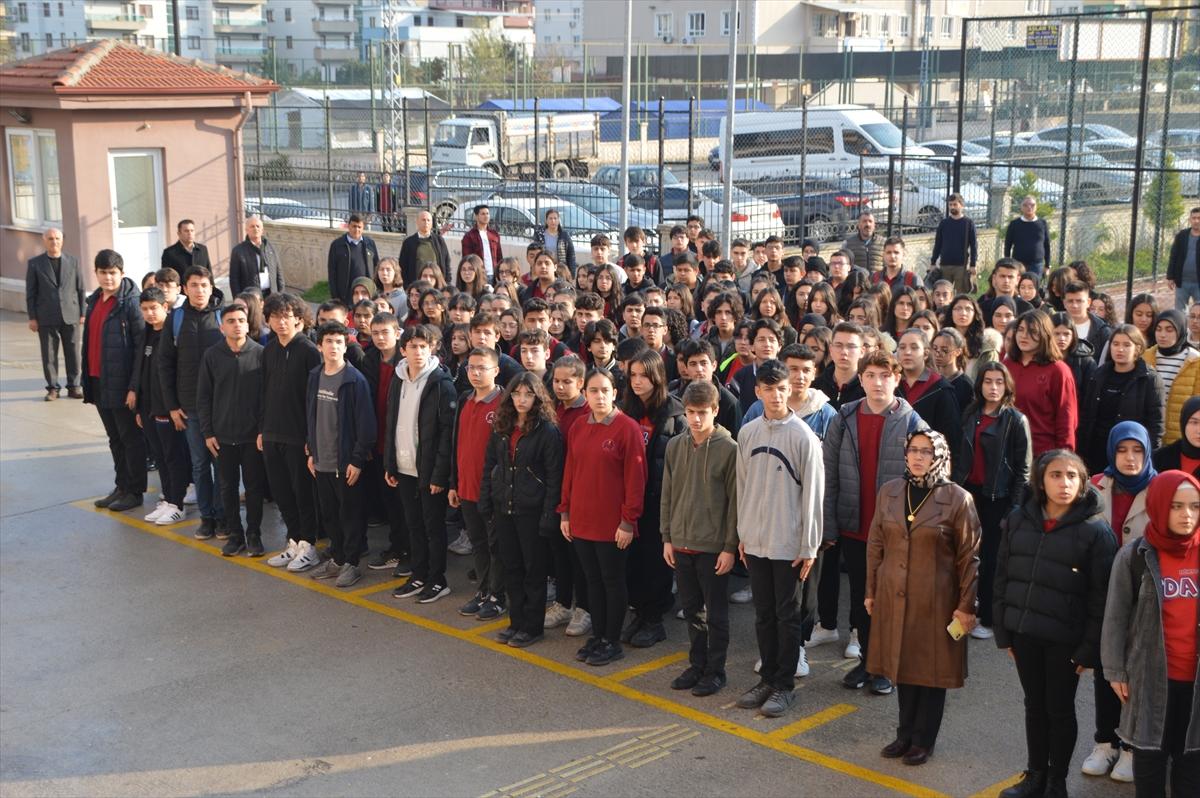 Depremin vurduğu 4 ilde eğitime başlandı: Sevinçler karelere yansıdı