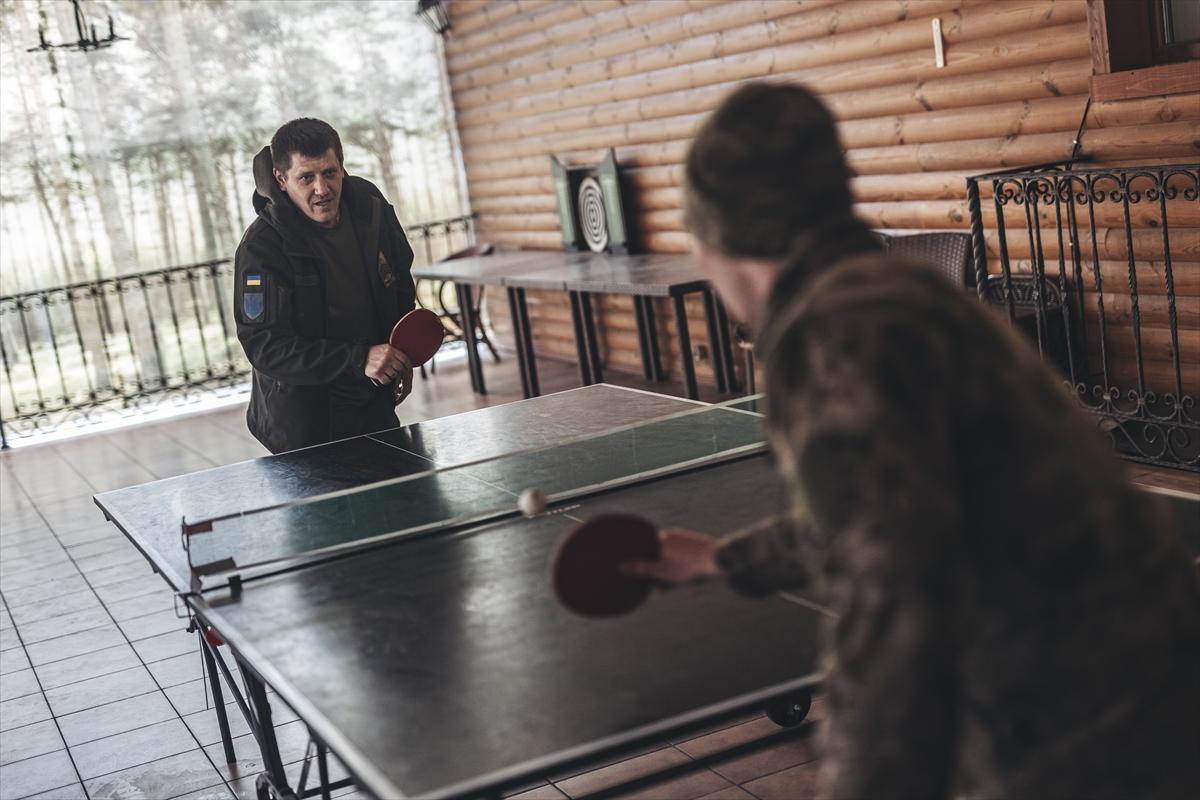 Savaşın gölgesinde Ukrayna ordusu için rehabilitasyon merkezi kuruldu
