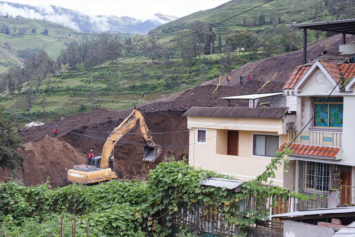 Ekvador'da heyelan faciasında 3'üncü gün! Ölü sayısı 21 oldu