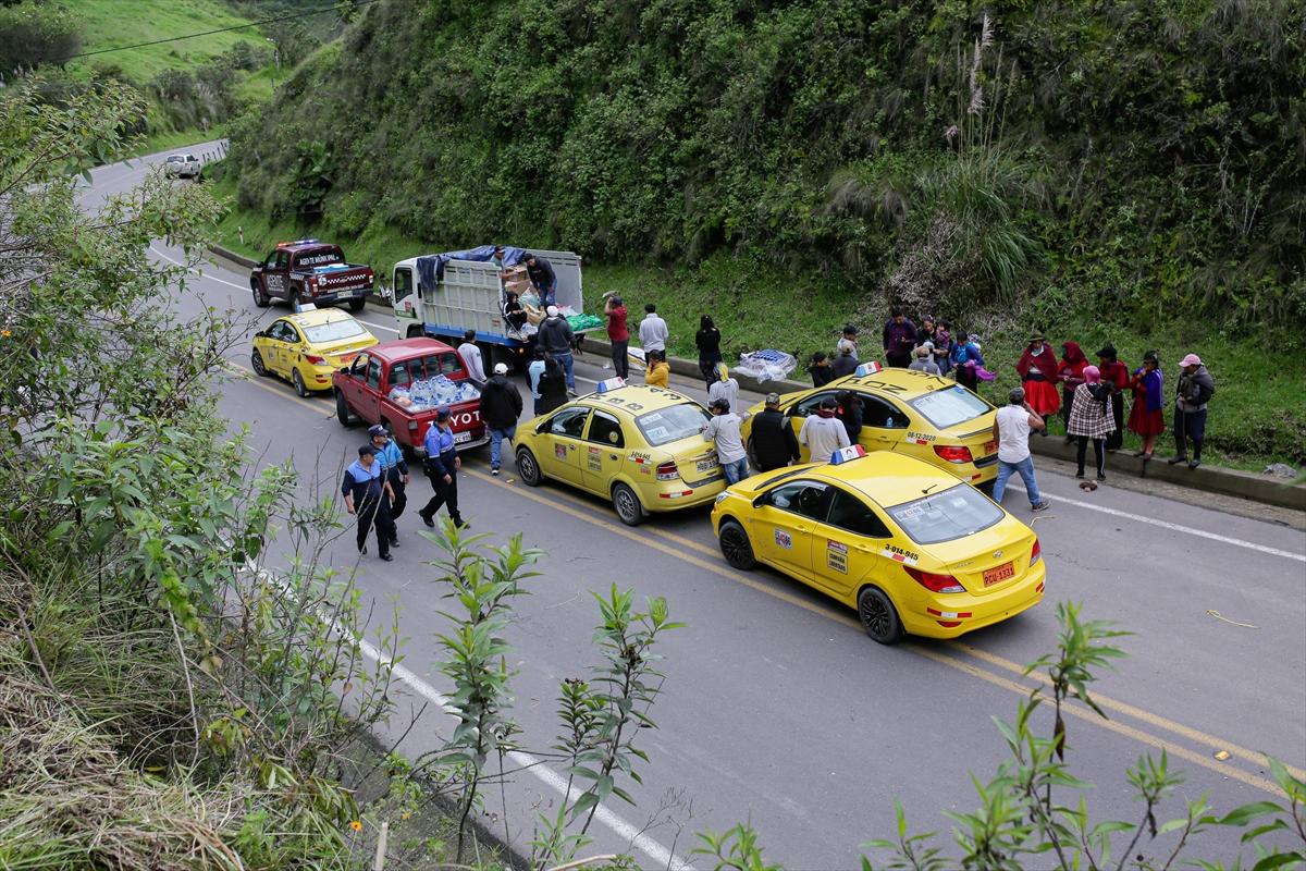 Ekvador'da heyelan faciasında 3'üncü gün! Ölü sayısı 21 oldu