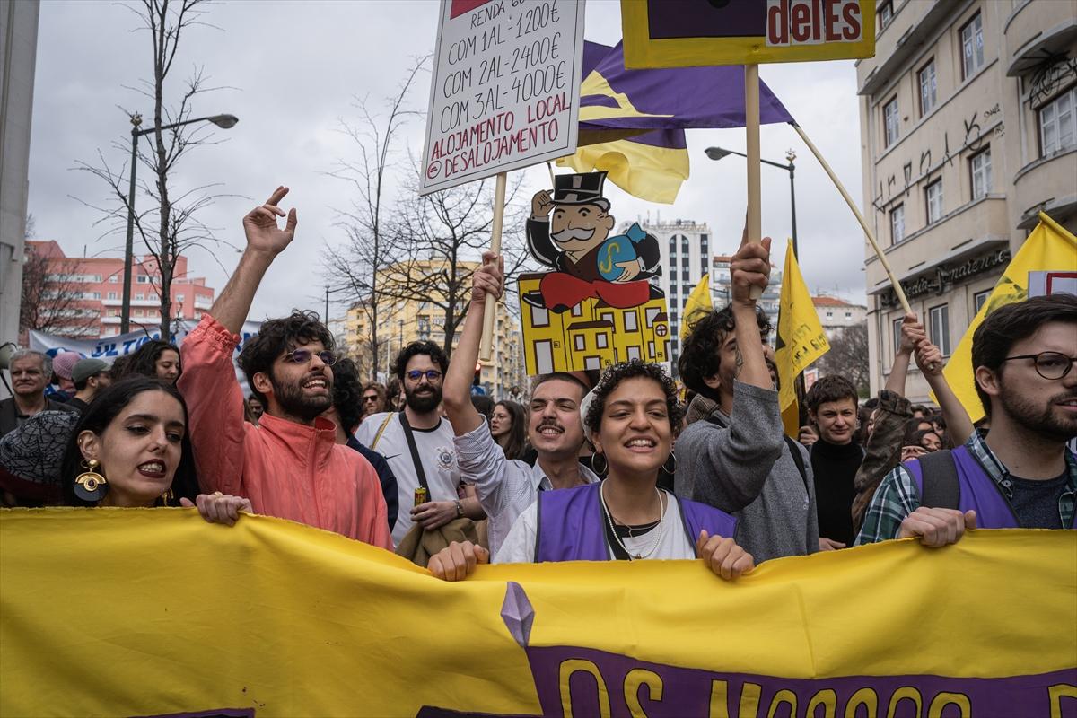 Portekiz'de konut krizi! 6 büyük kentte gösteri düzenlendi