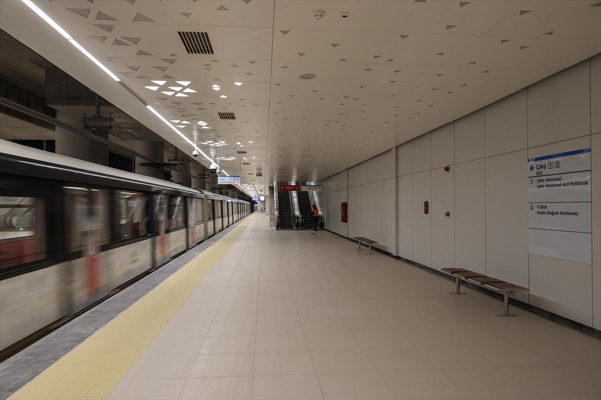 Başakşehir-Kayaşehir Metro Hattı açıldı