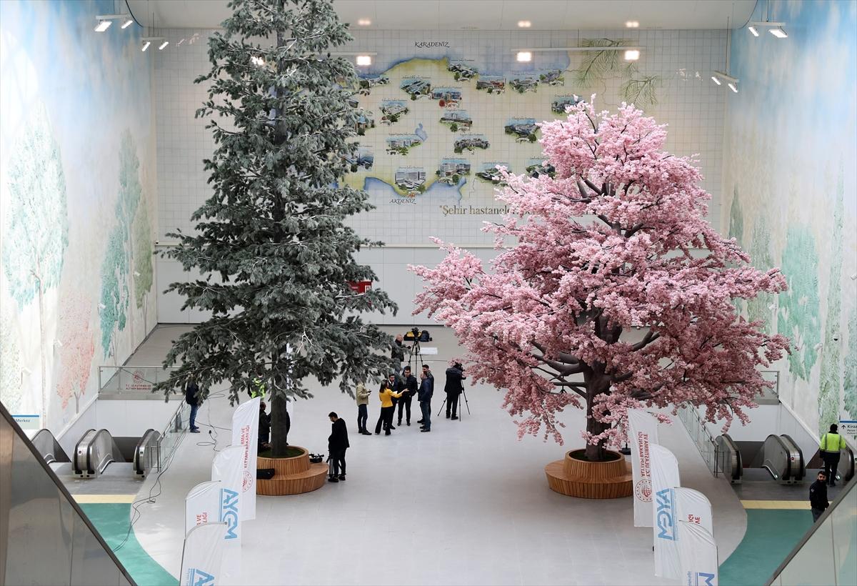 Başakşehir-Kayaşehir Metro Hattı açıldı