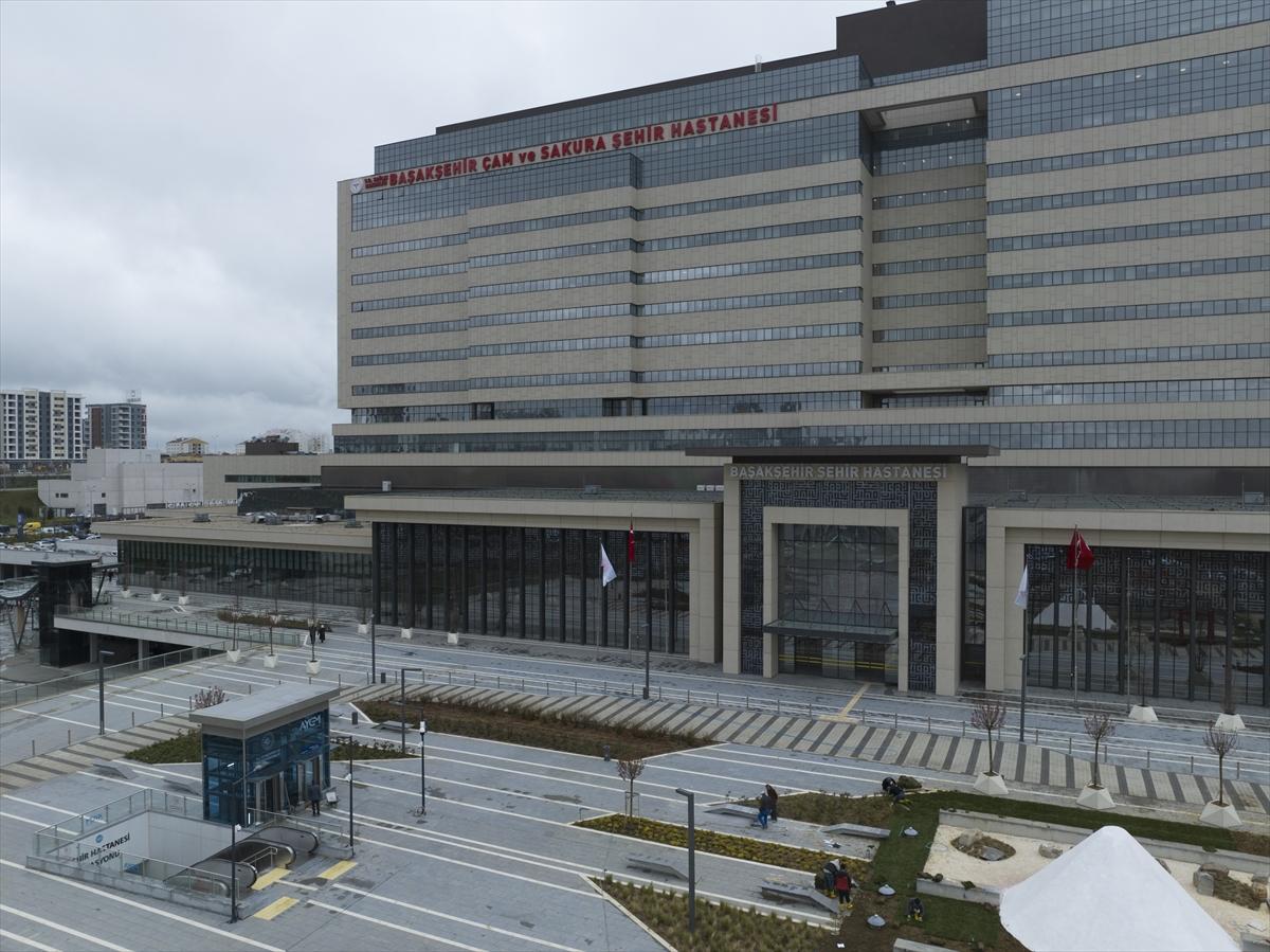 Başakşehir-Kayaşehir Metro Hattı açıldı