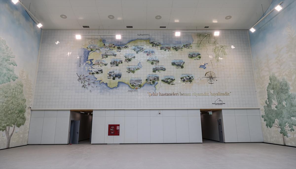 Başakşehir-Kayaşehir Metro Hattı açıldı