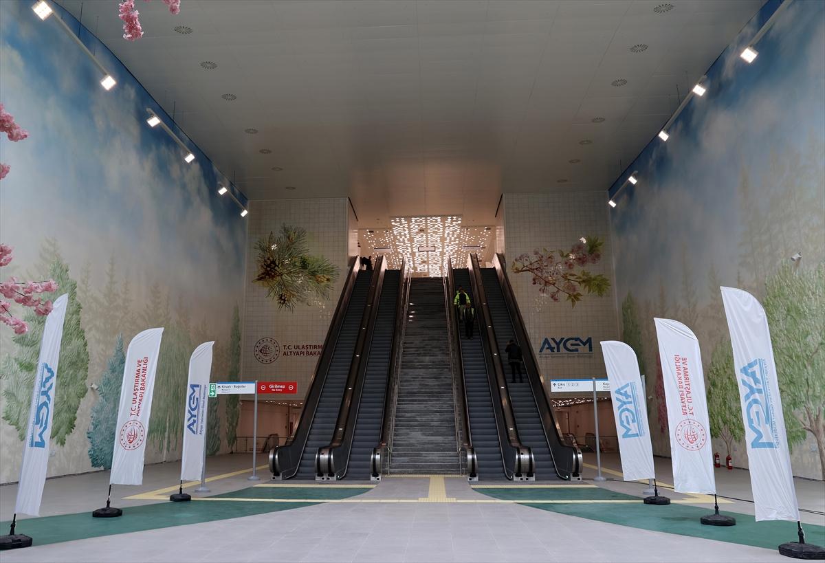 Başakşehir-Kayaşehir Metro Hattı açıldı