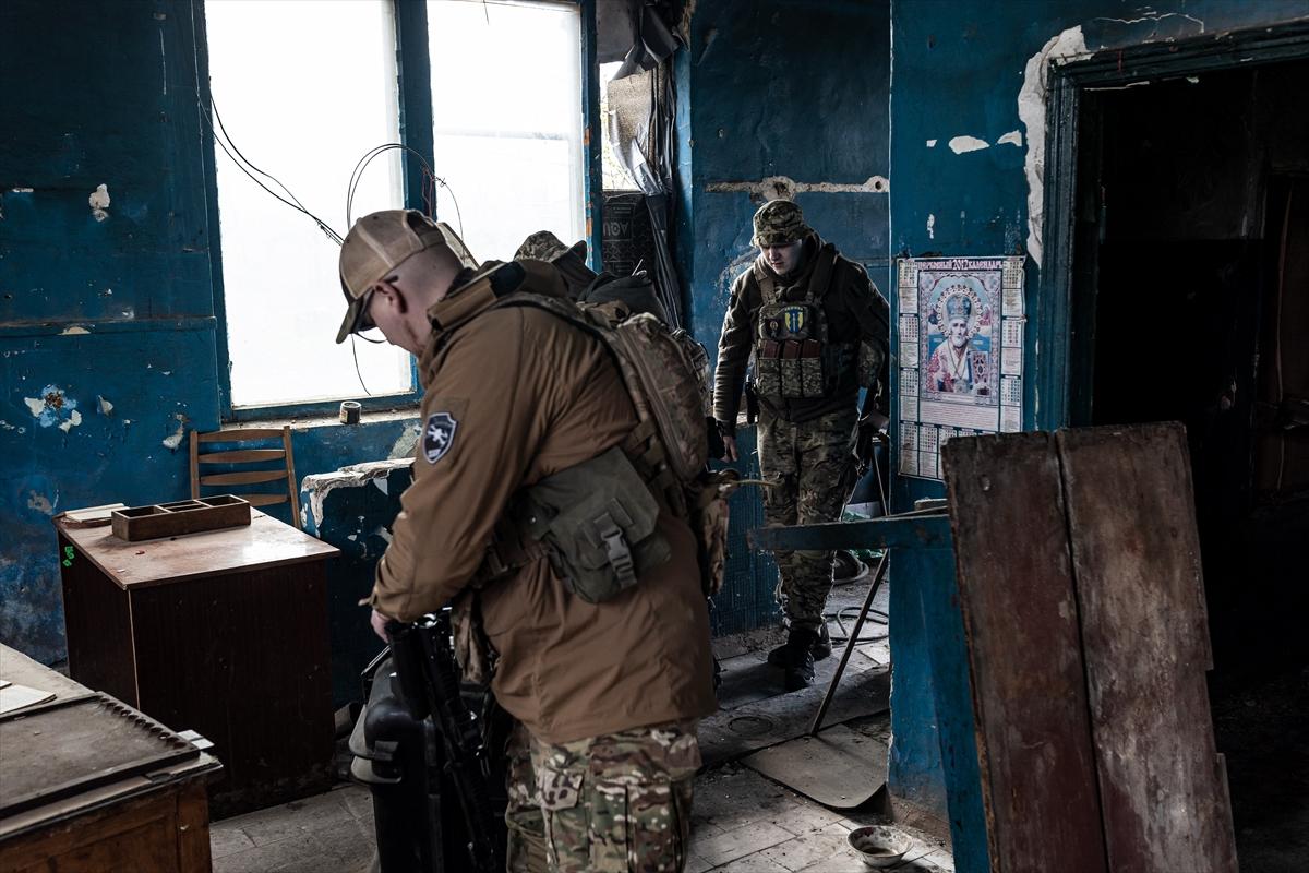 Ukrayna ordusu, cephe hattını korumaya çalışıyor