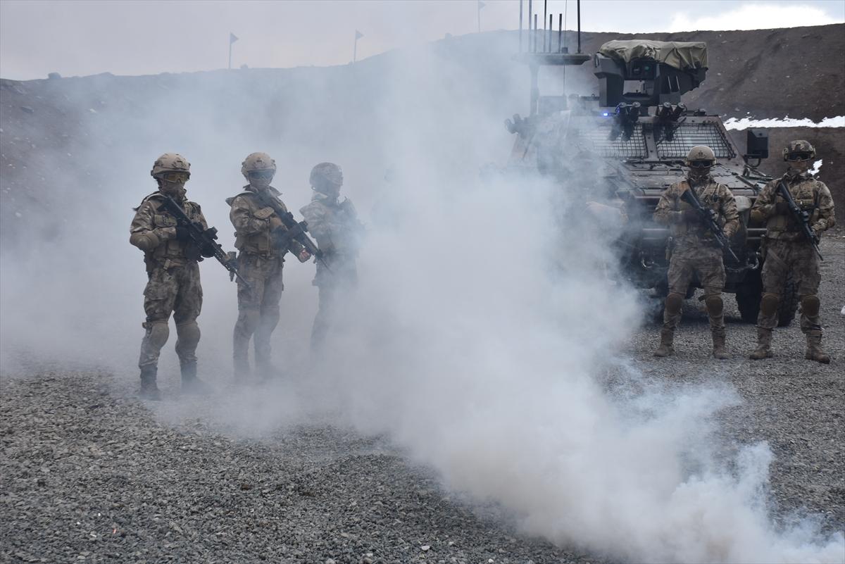 PÖH'ün terör operasyonu tatbikatından kareler